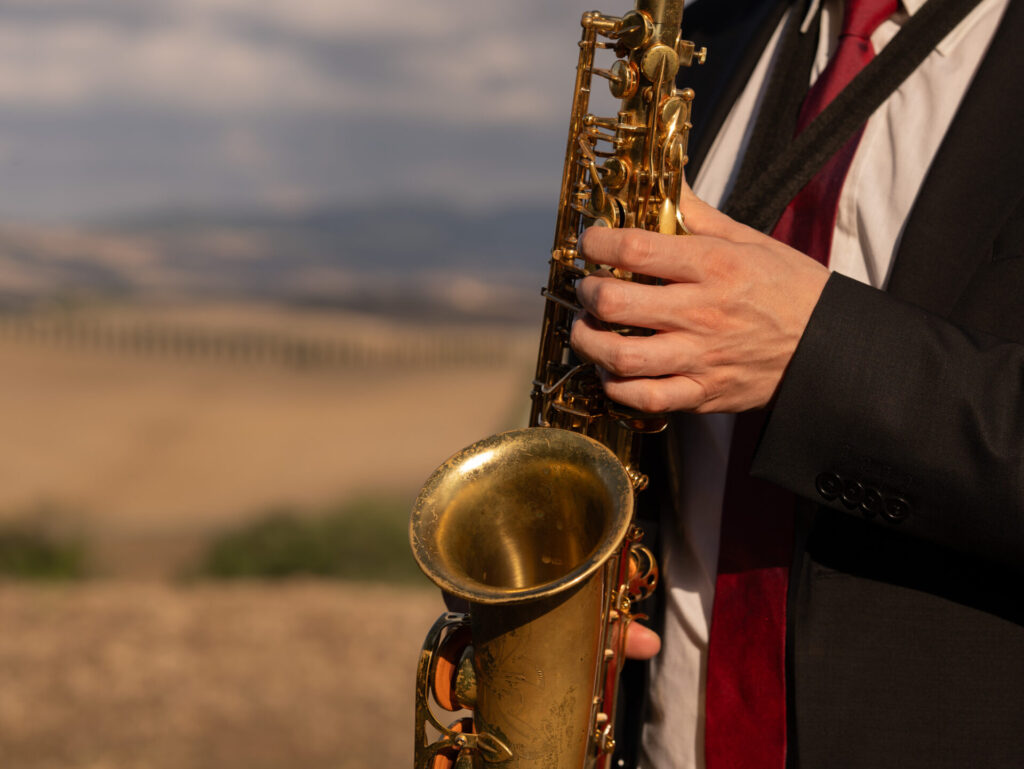 CARLOOUT-31 private event sax